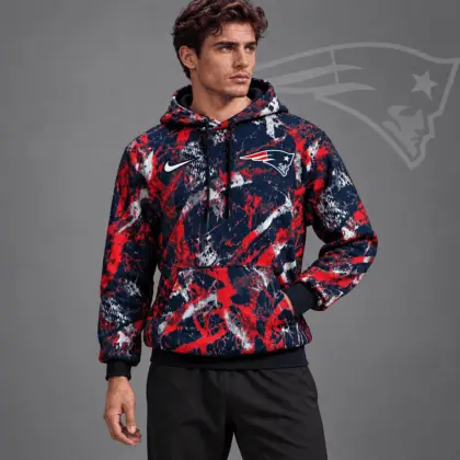 New England Patriots | Premium NFL Team Crest Distressed Brush Camo Pullover Hoodie NDN