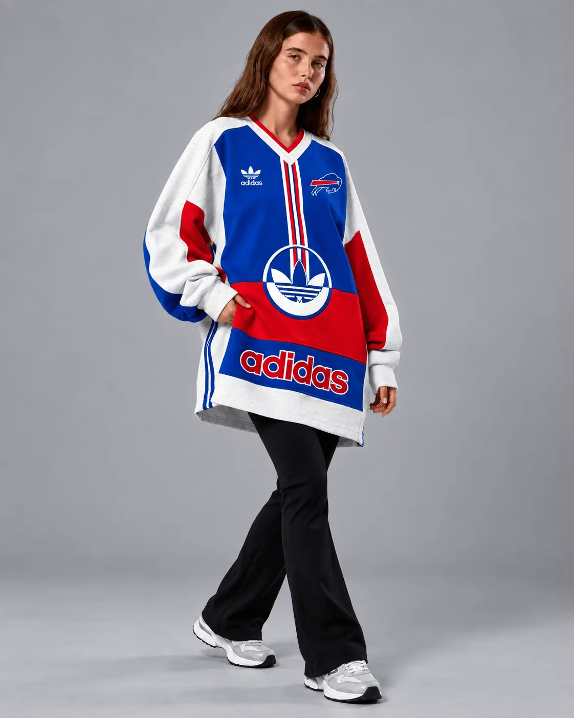 Buffalo Bills | Premium NFL Vintage Varsity Oversized V-Neck Sweatshirt TD - Image 2
