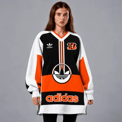 Cincinnati Bengals | Premium NFL Vintage Varsity Oversized V-Neck Sweatshirt TD