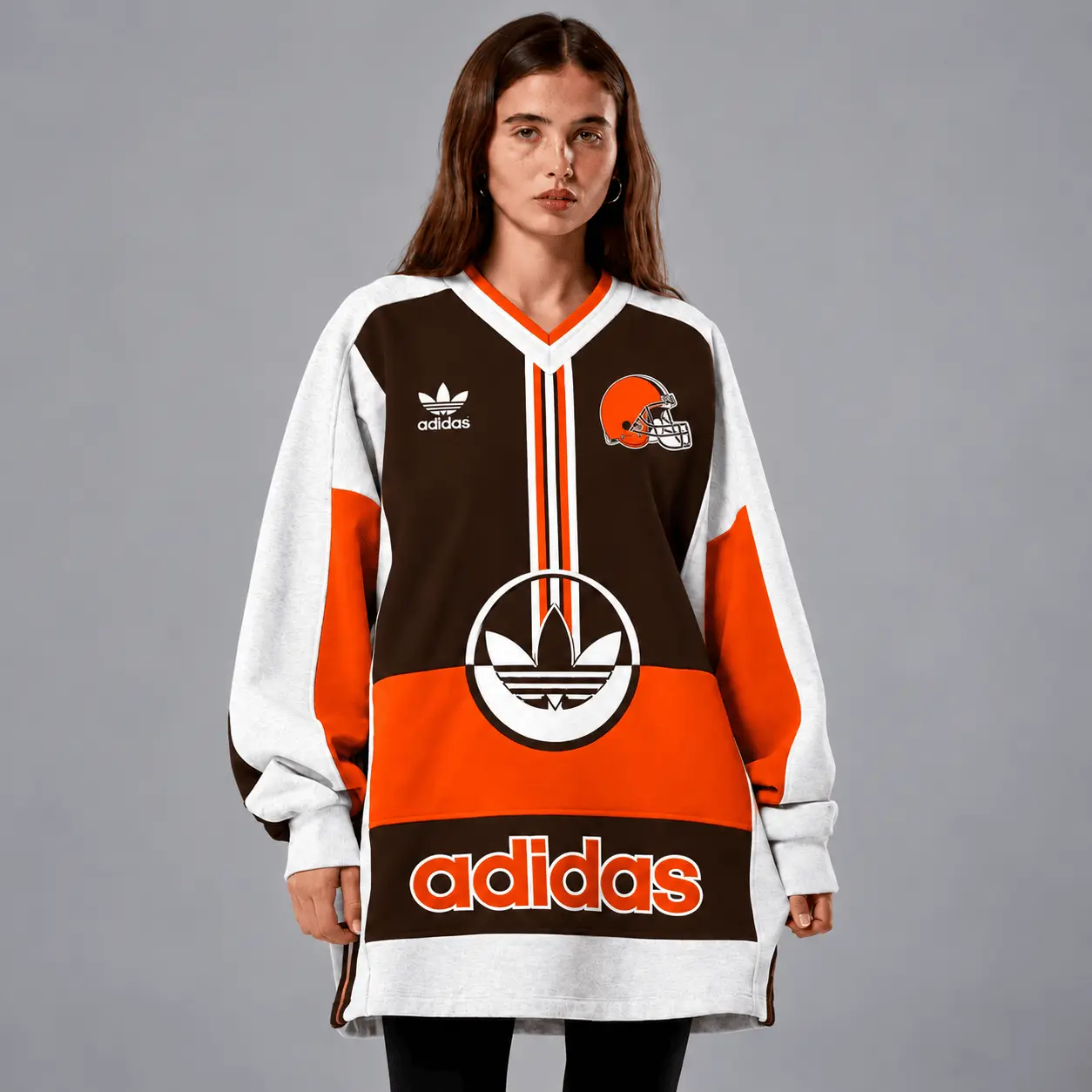 Cleveland Browns | Premium NFL Vintage Varsity Oversized V-Neck Sweatshirt TD