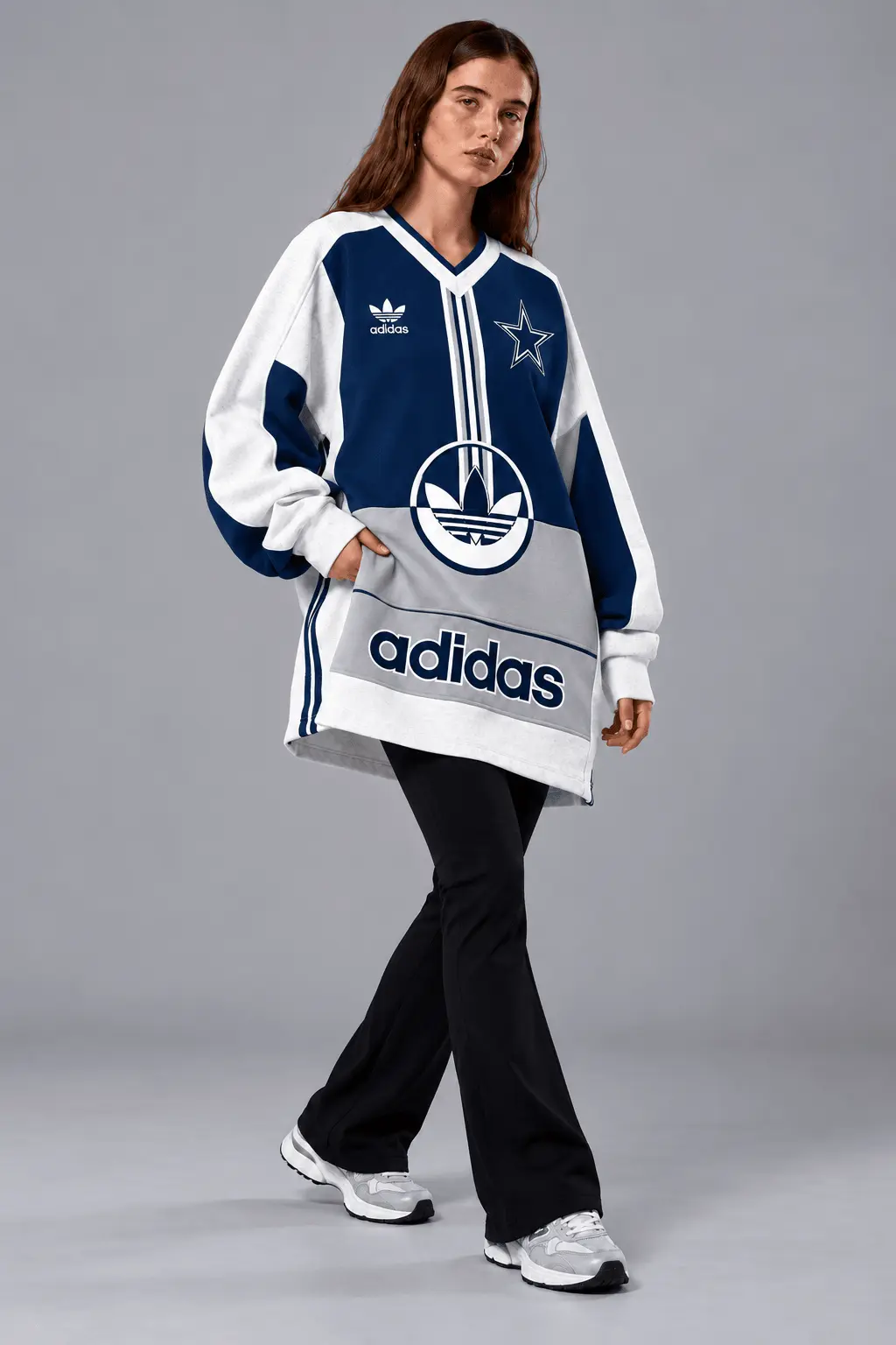 Dallas Cowboys | Premium NFL Vintage Varsity Oversized V-Neck Sweatshirt TD - Image 2