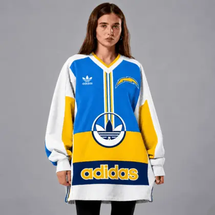 Los Angeles Chargers | Premium NFL Vintage Varsity Oversized V-Neck Sweatshirt TD