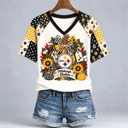 Pittsburgh Steelers | Premium NFL Rustic Floral Bow & Pumpkin V-Neck TD