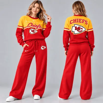 Kansas City Chiefs | NFL Script Crewneck Sweatshirt Wide Leg Set